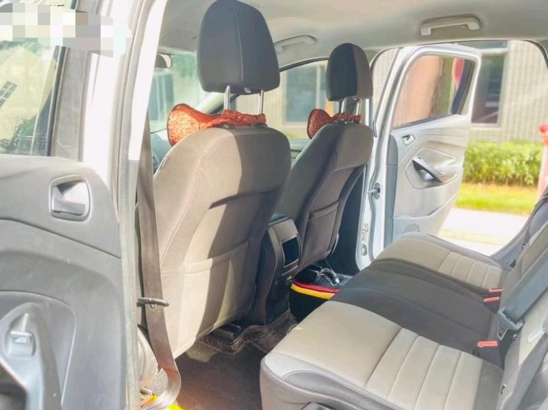 东莞14年福特翼虎6