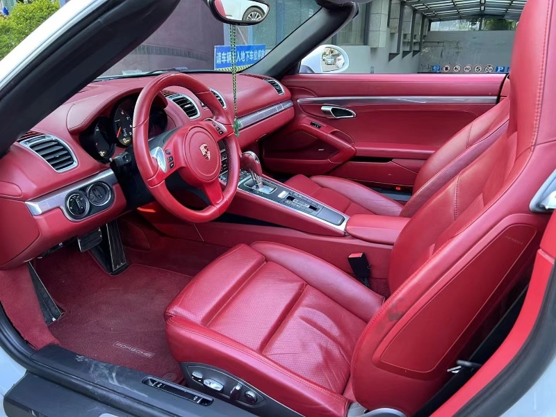 昆明13年保時捷Boxster5