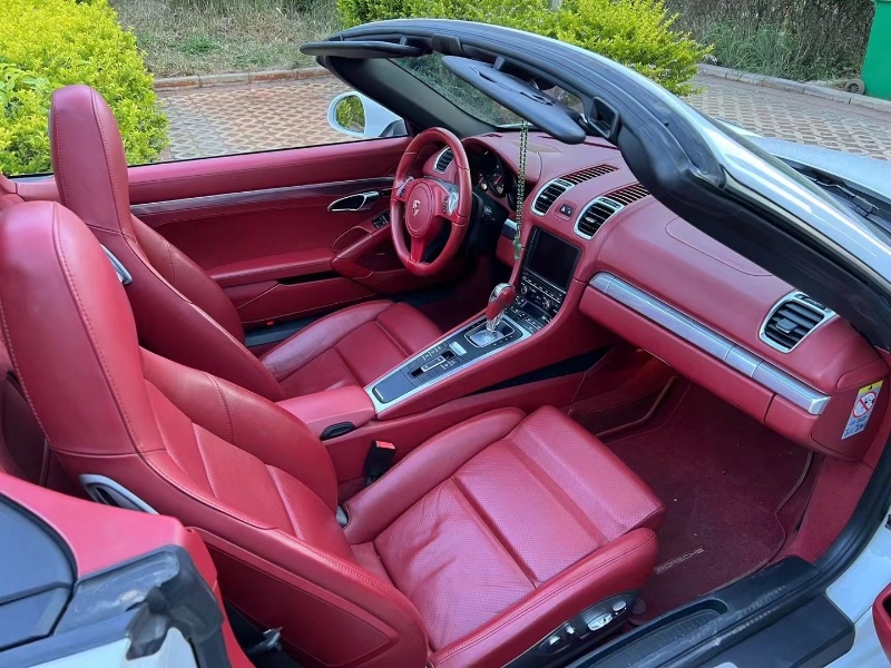 昆明13年保時捷Boxster4