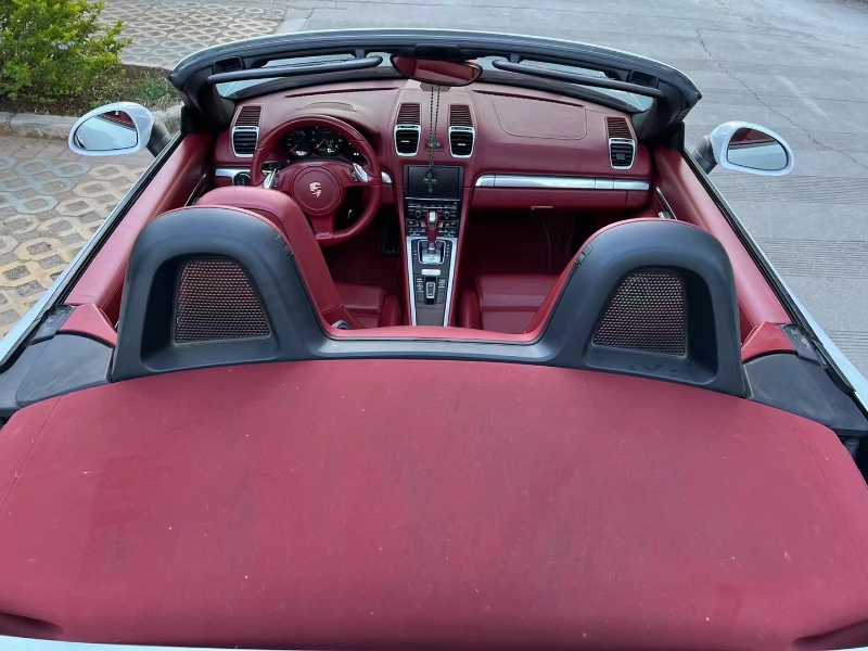 昆明13年保時捷Boxster3