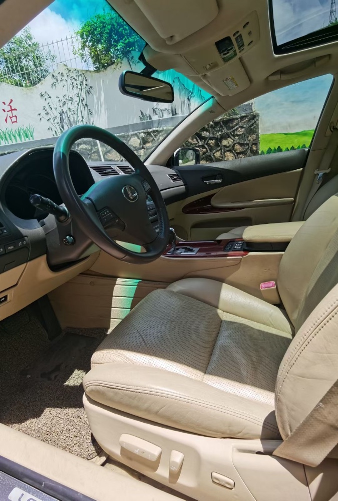 东莞10年雷克萨斯GS4