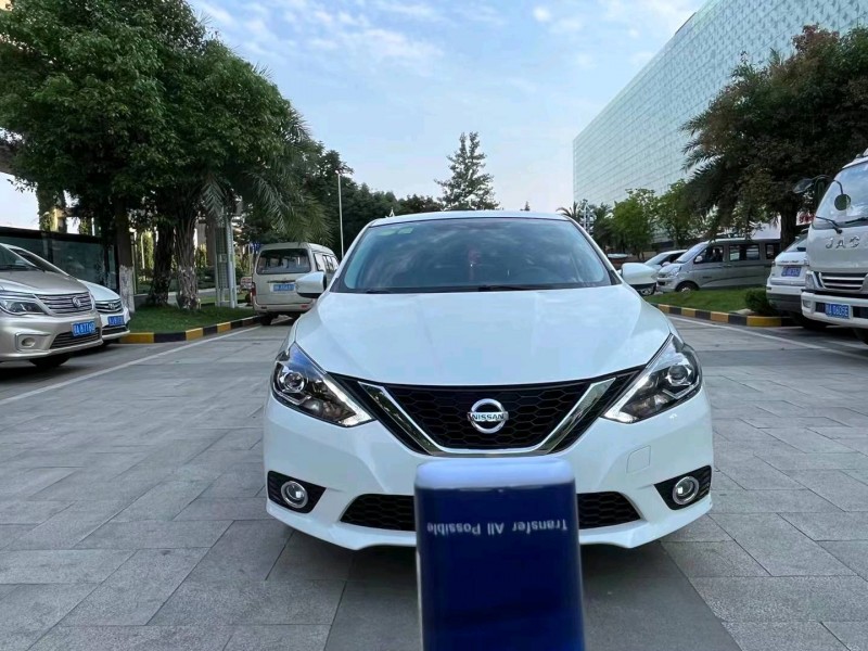 鄂州17年日產軒逸1