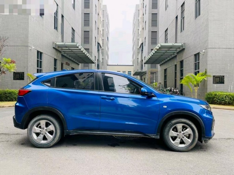 东莞17年本田XR-V4