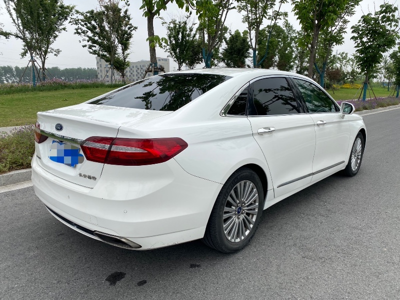 泰州16年福特金牛座4