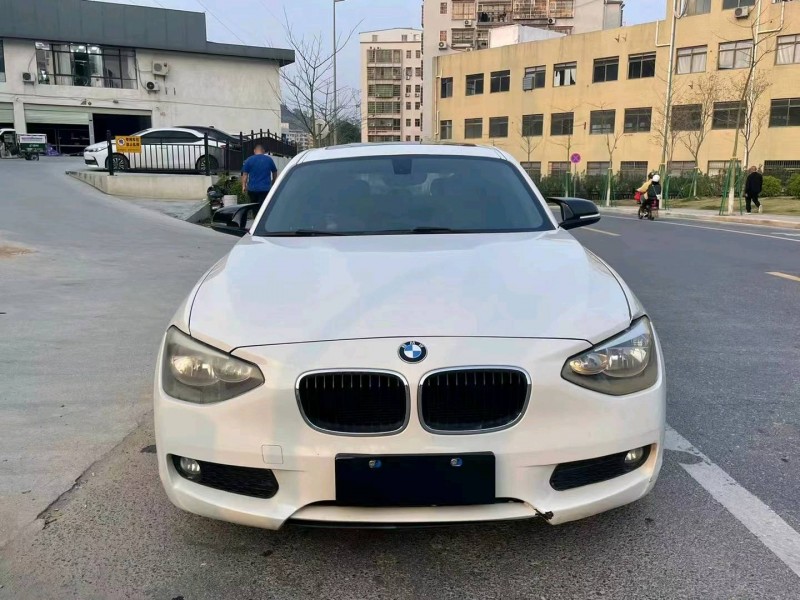 廣州13年寶馬1系1