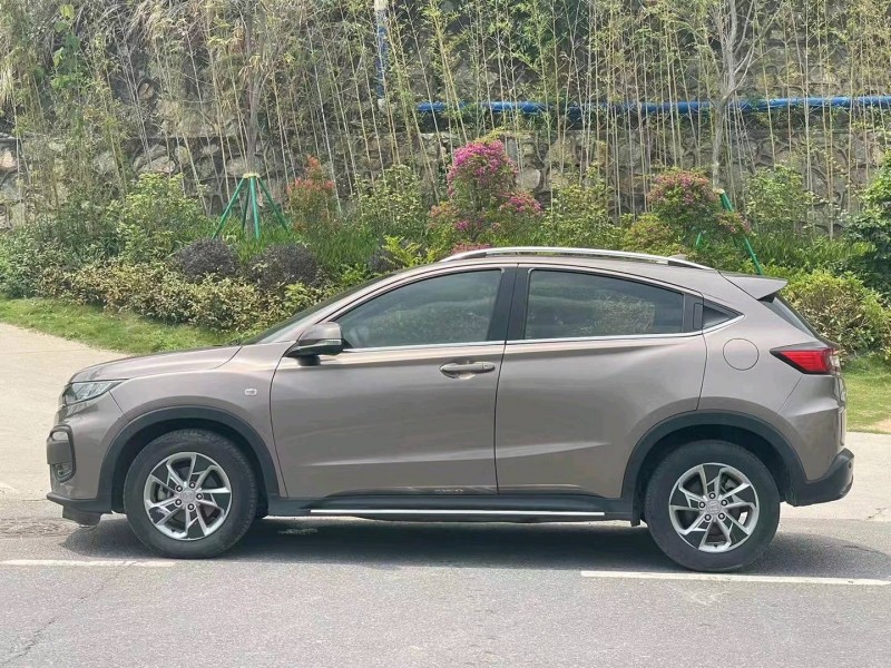 广州16年本田XR-V5