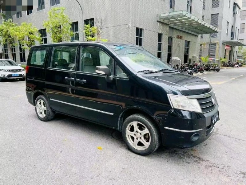 东莞15年东风帅客3