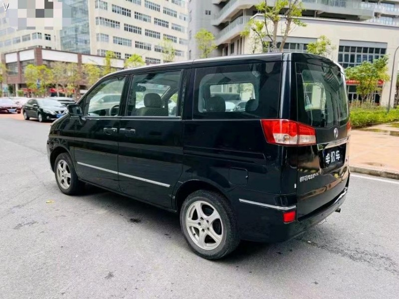 东莞15年东风帅客8