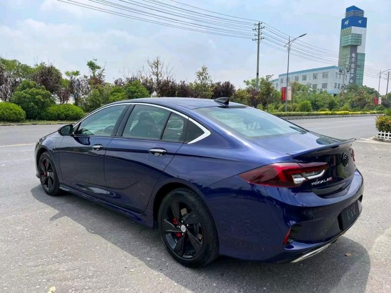 盐城20年别克君威2