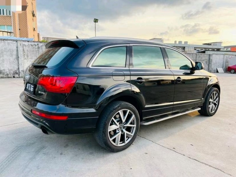 东莞13年奥迪Q78