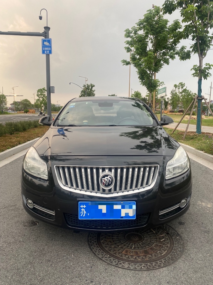 泰州12年别克君威9