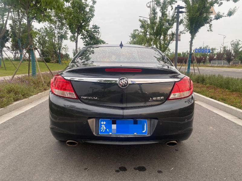 泰州12年别克君威6