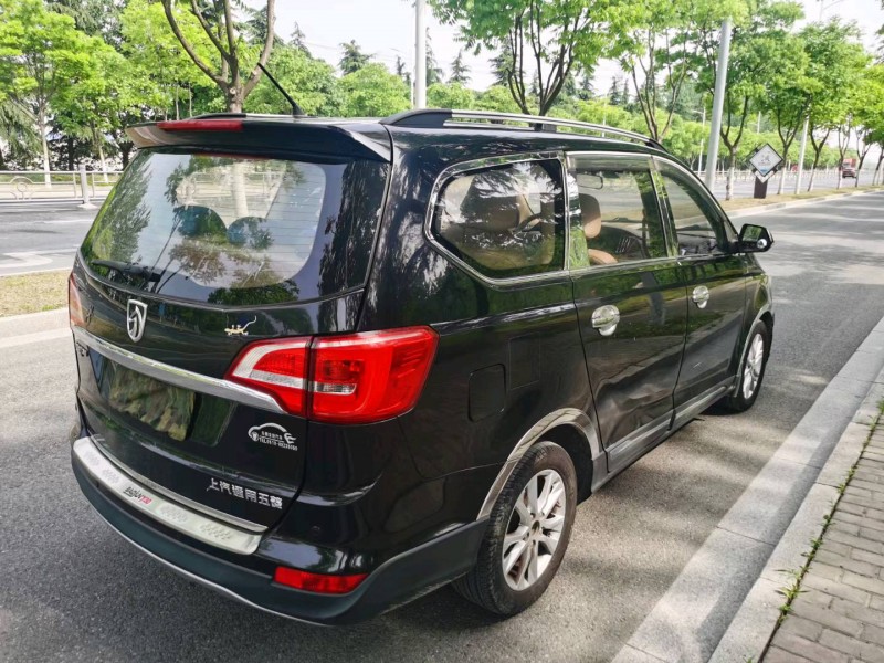 宿遷17年寶駿7307