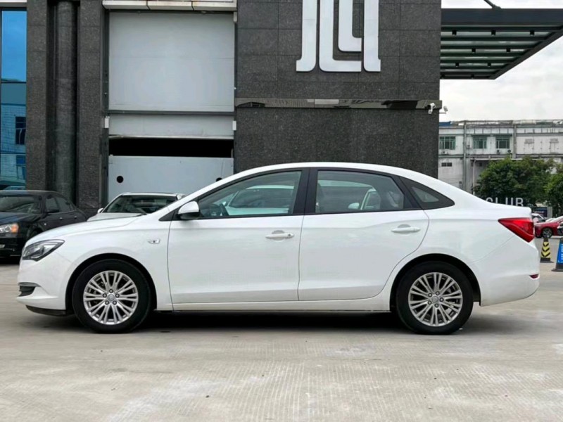 东莞17年别克英朗4