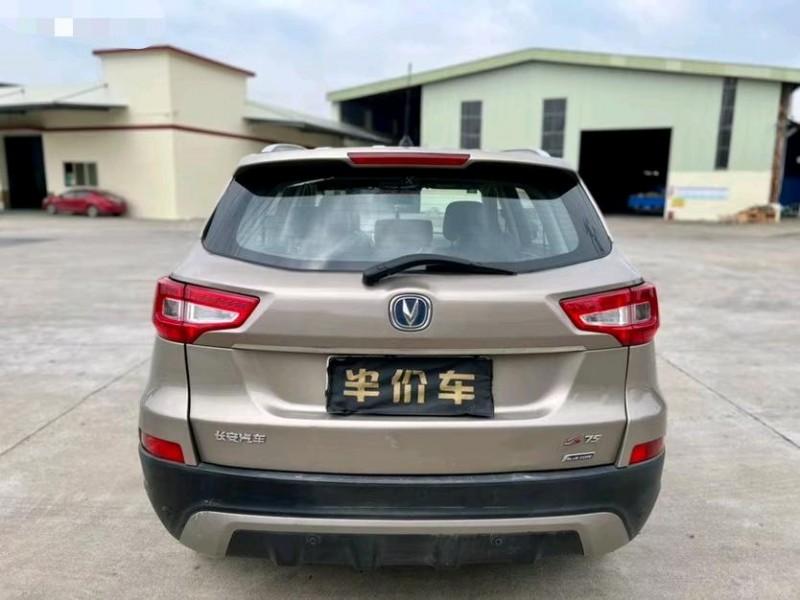 東莞15年長安汽車CS759