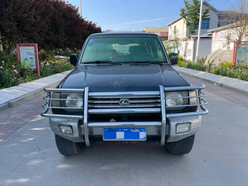 淄博12年獵豹汽車黑金剛1