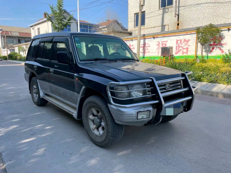 淄博12年獵豹汽車黑金剛3