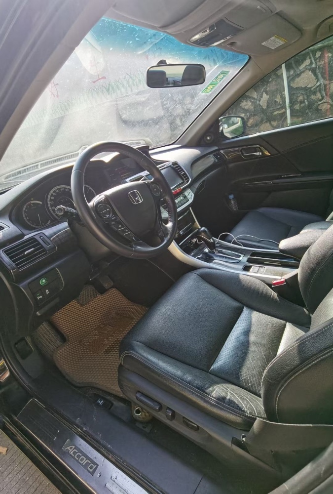 东莞14年本田雅阁3