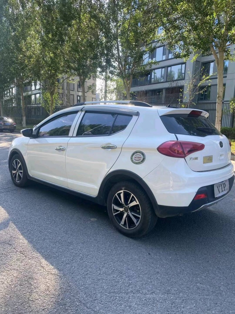沈陽16年力帆汽車X508