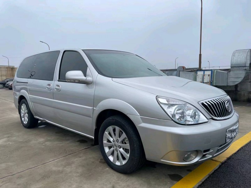 宜昌14年別克GL82