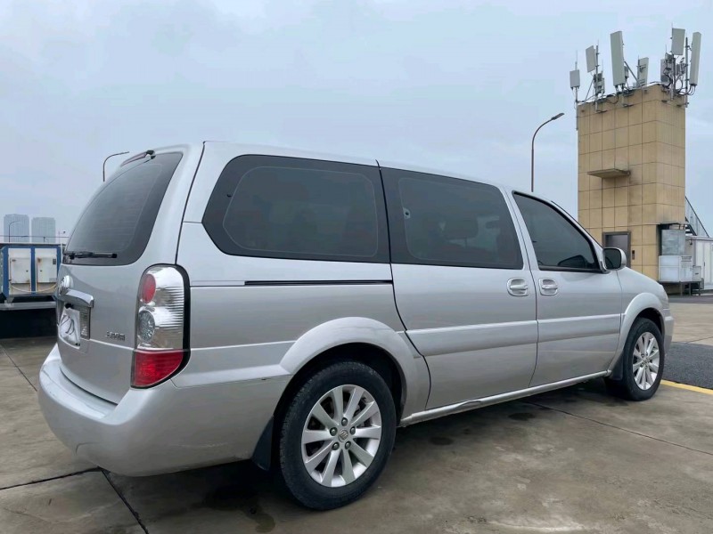 宜昌14年別克GL87