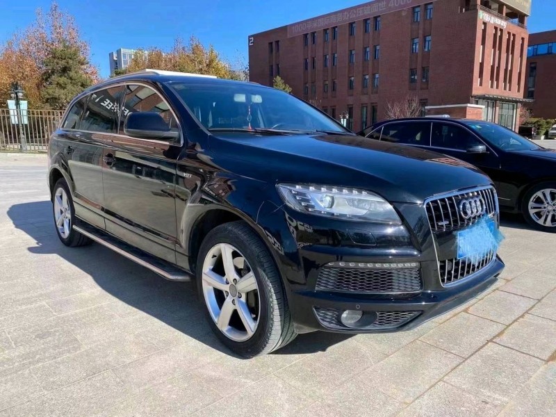 北京13年奥迪Q73