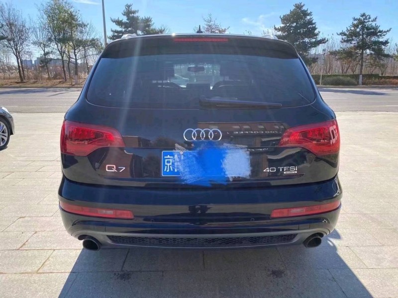 北京13年奥迪Q79