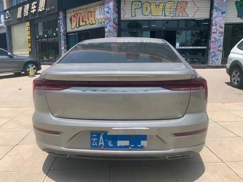 麗江21年奔騰B702