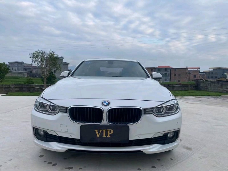 北京17年宝马3系1