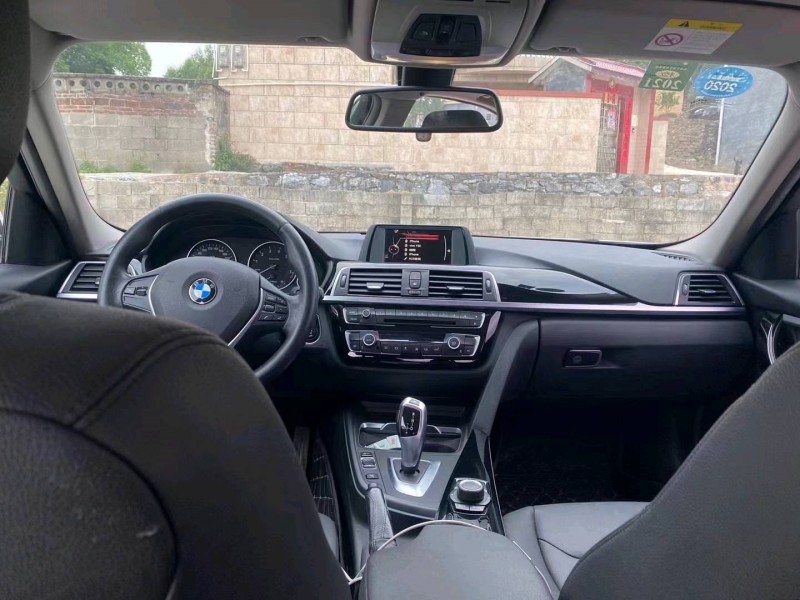 北京17年宝马3系4