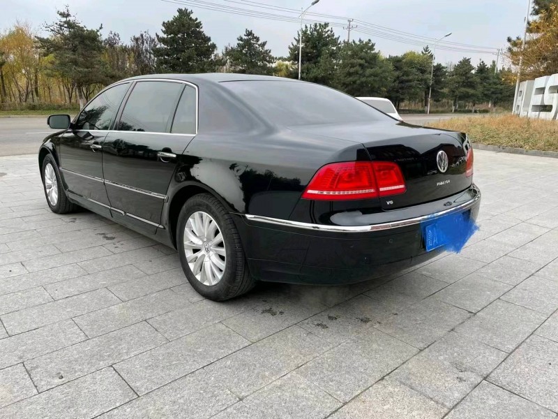 北京12年大众辉腾8