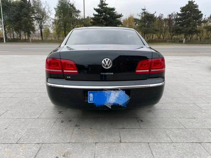 北京12年大众辉腾9