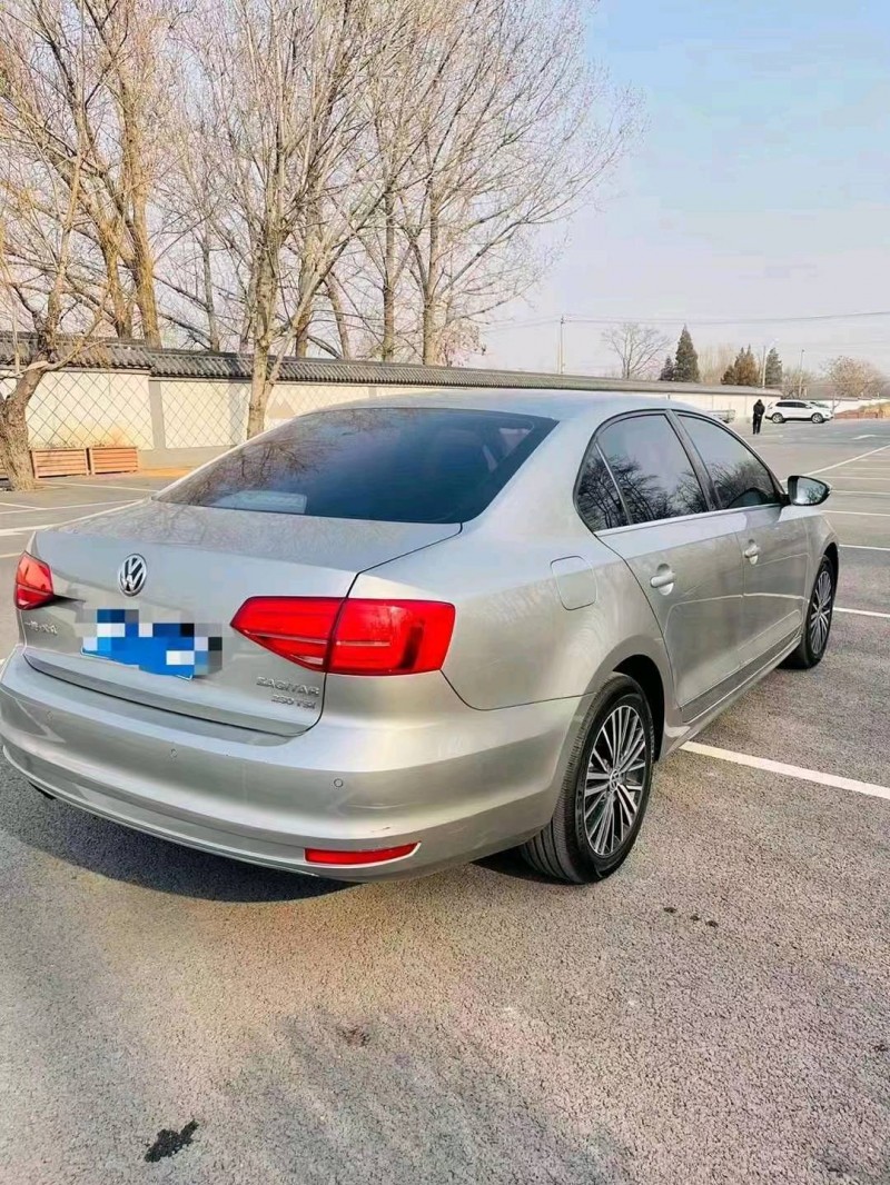 北京17年大众速腾7