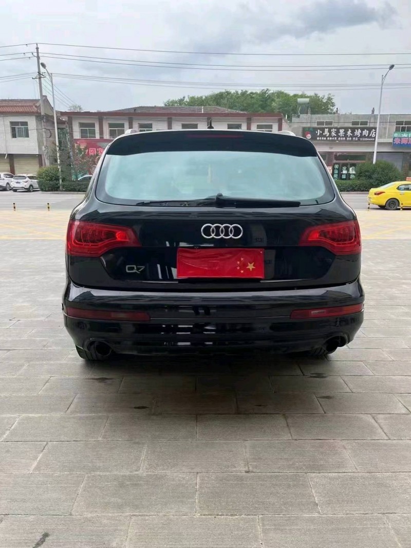 張掖11年奧迪Q76