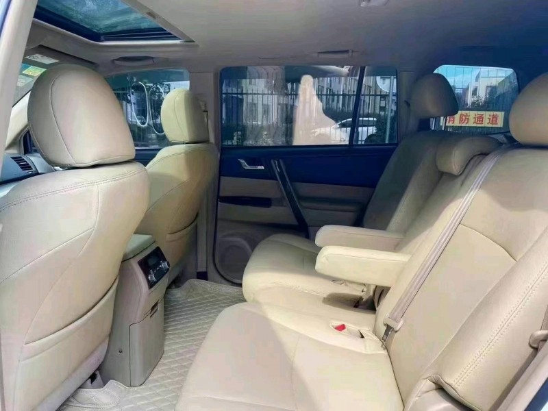 北京14年丰田汉兰达6