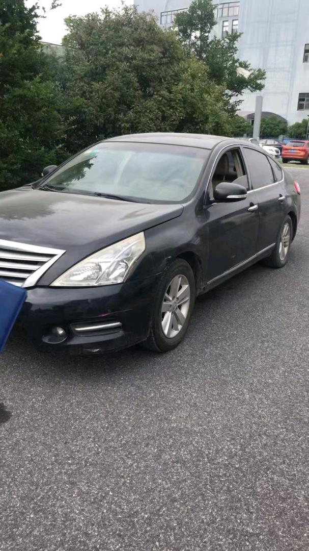 嘉興12年日產天籟2