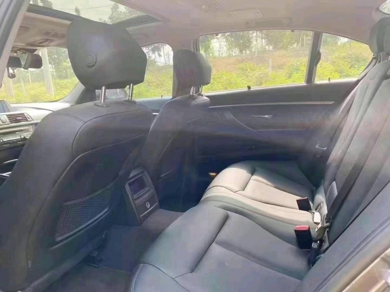 北京13年宝马3系3