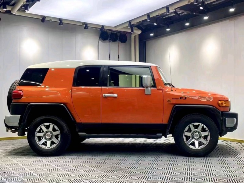 廊坊14年豐田FJ3
