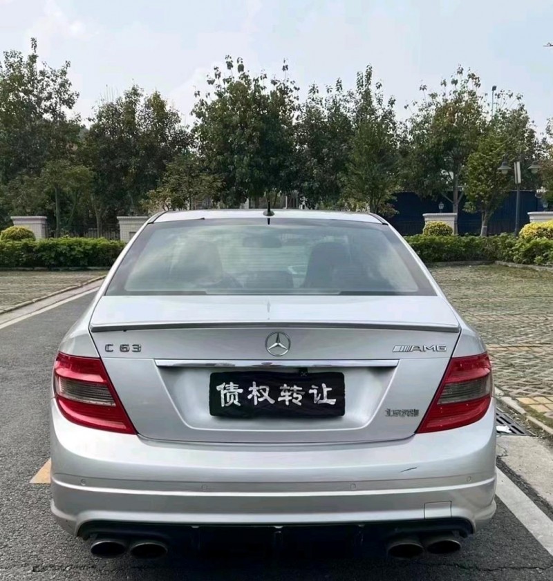 中山11年奔驰AMG5