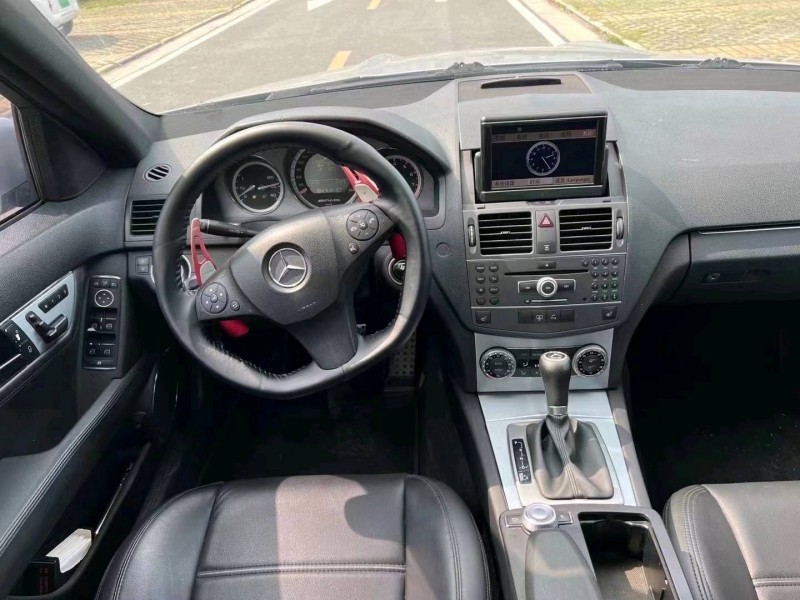 中山11年奔驰AMG6