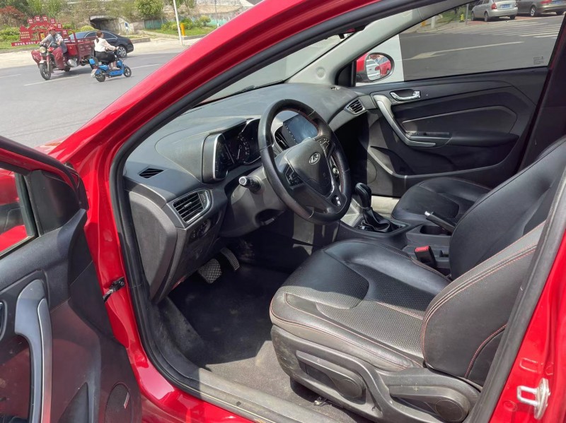 北京18年奇瑞艾瑞泽55