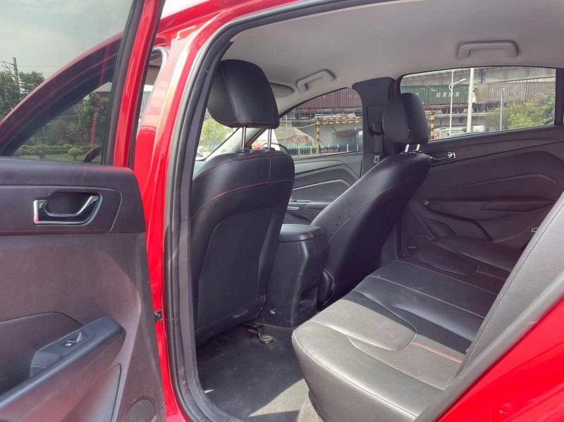 北京18年奇瑞艾瑞泽54