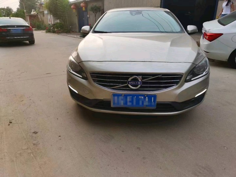 威海17年沃爾沃S60L1