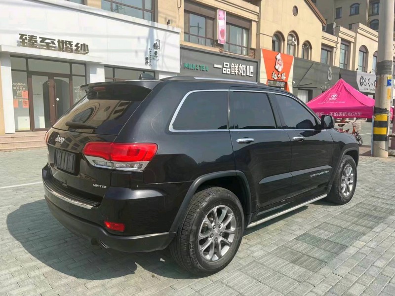 煙臺14年Jeep大切諾基4