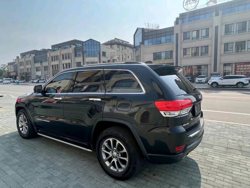 煙臺14年Jeep大切諾基5
