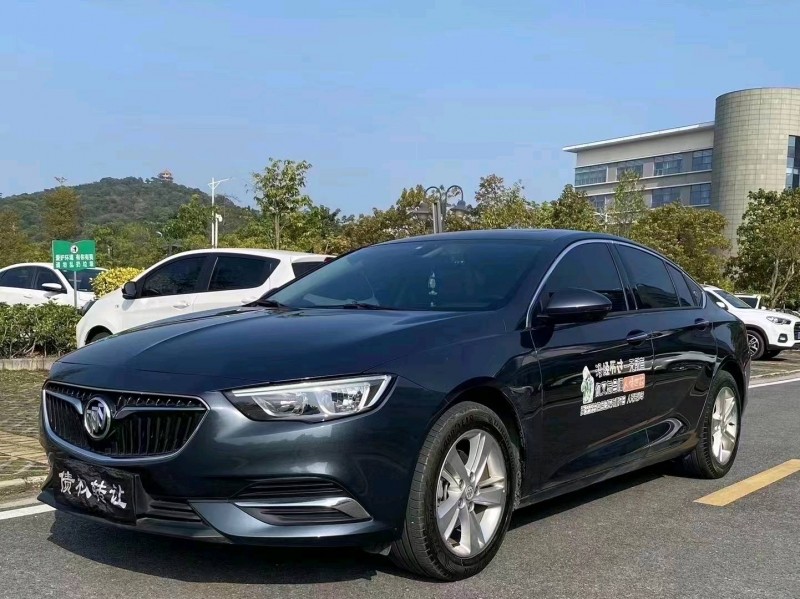 中山20年别克君威2