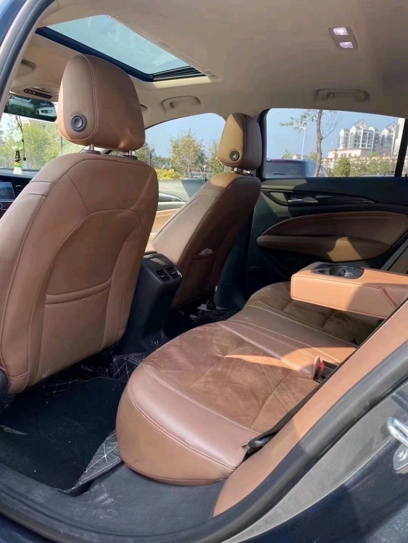 中山20年别克君威9