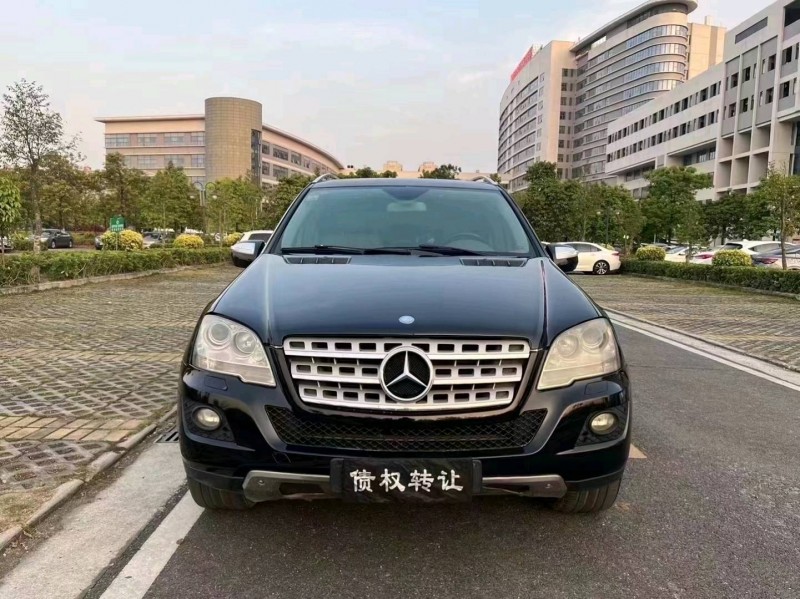 中山09年奔驰ML1