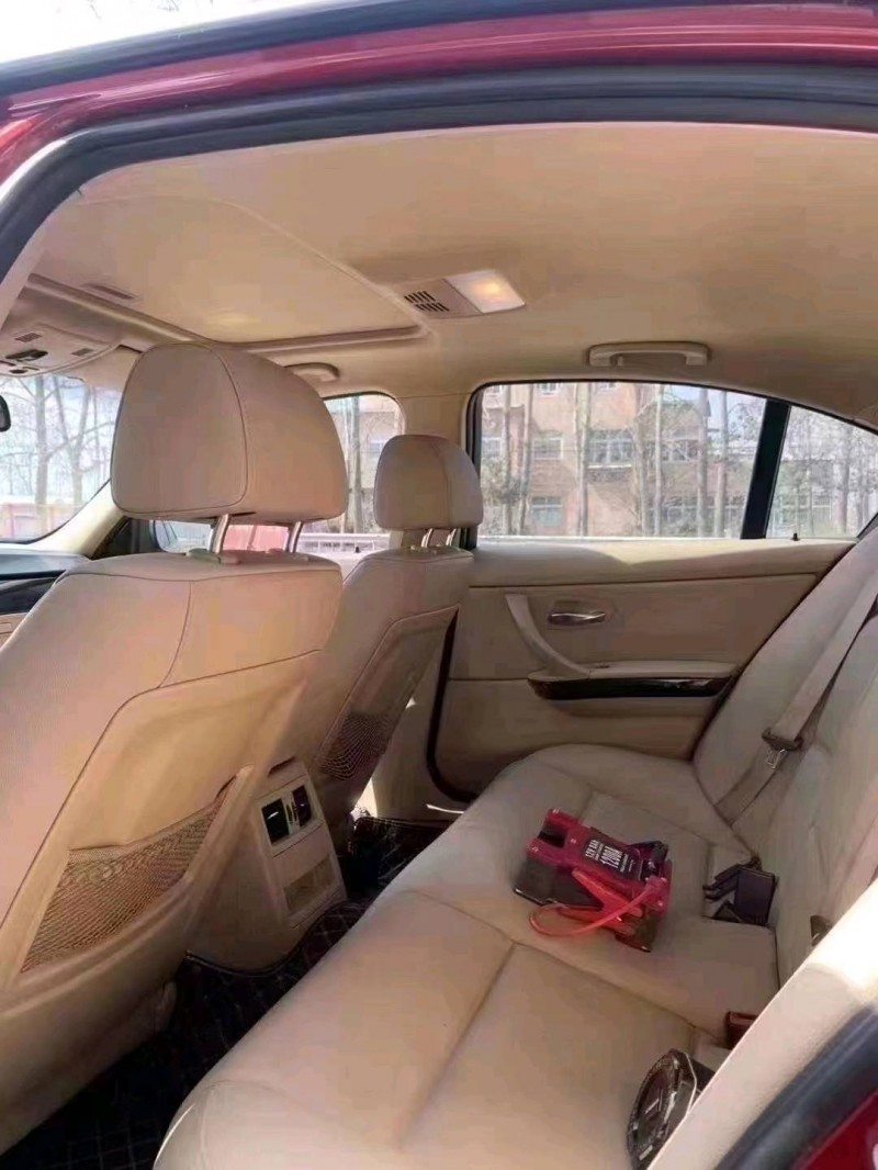 北京12年宝马3系4