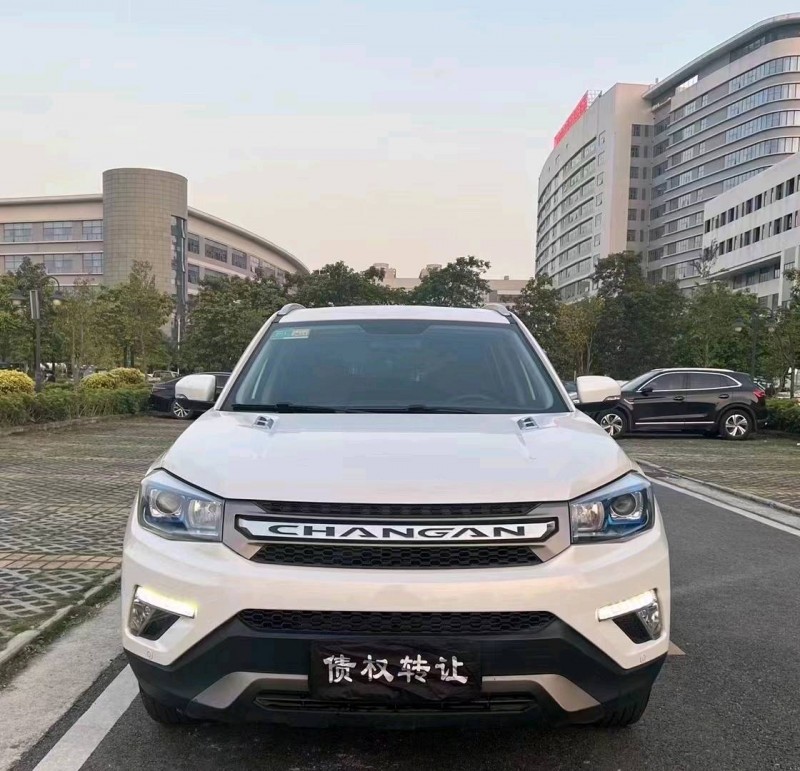中山19年長安汽車CS751